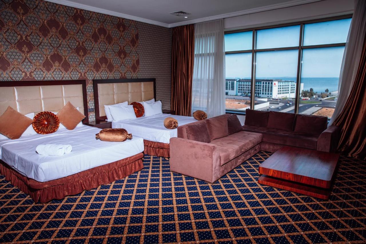 Corniche Hotel Bakoe Buitenkant foto